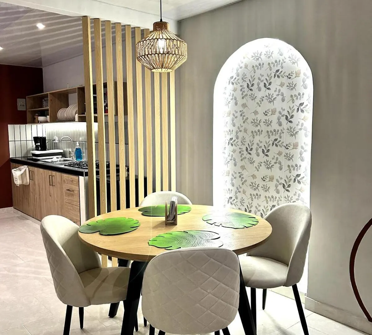 Acogedor Apartamento Con Aire Acondicionado En El Norte De Cali